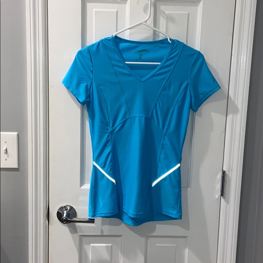 Athleta top
